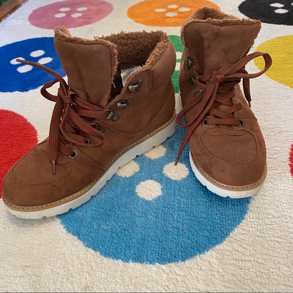 AE Booties- NEW! - Picture 2 of 12